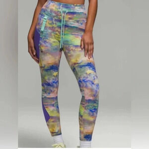 Lululemon Cargo Super-High-Rise Hiking Tight 25" Size 0 ALNM Altered Nature SHR